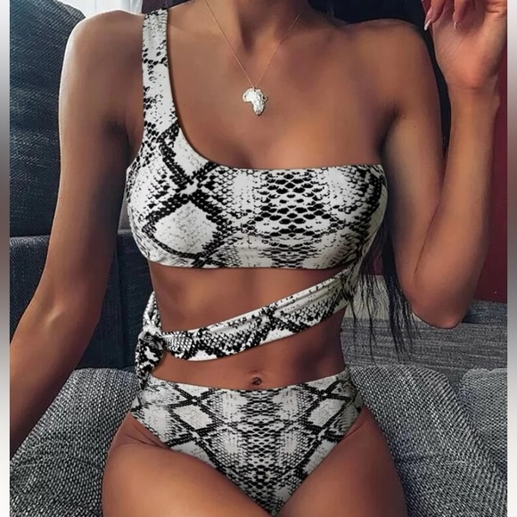 SHEIN Other - SHEIN Snakeskin One Shoulder High Waisted Bikini